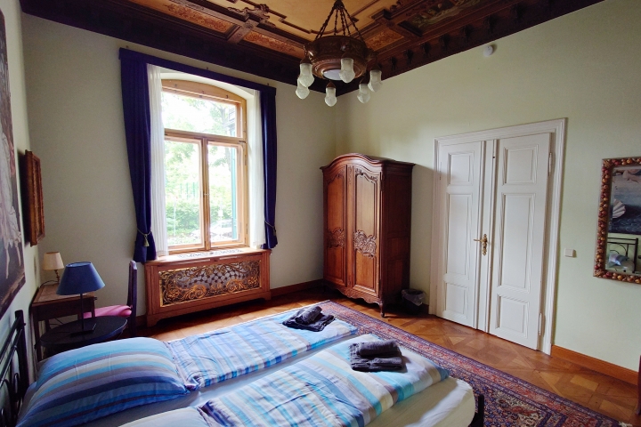 Schlafzimmer Foto 12