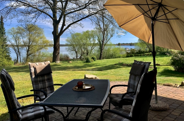 Ferienhaus Müritzblick &middot; Fewo EG mit Terrasse