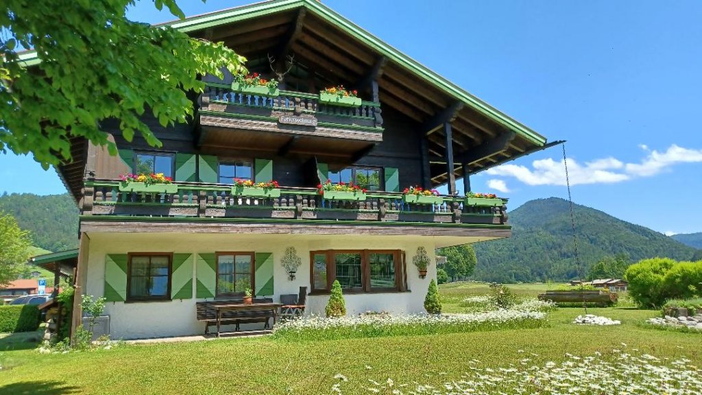 Haus Julia Ferienwohnung in Reit im Winkl Familie